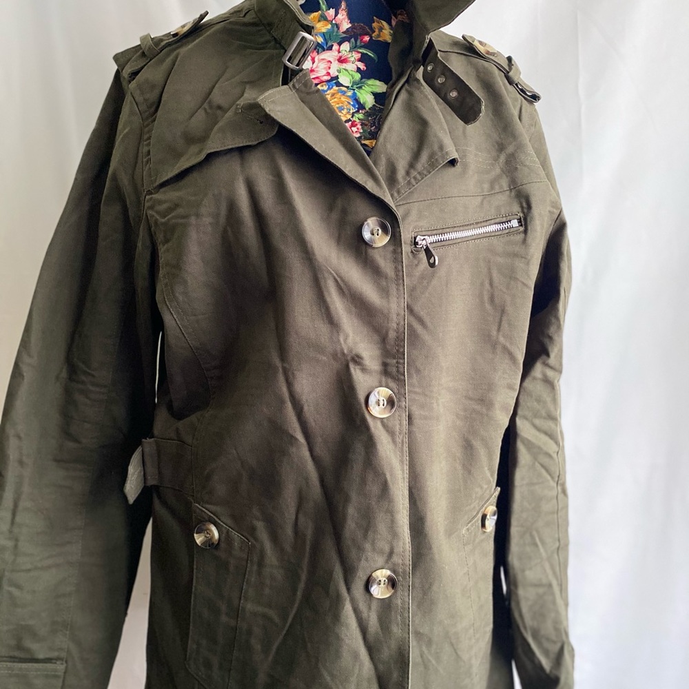 Jacket - Picture 2 of 4